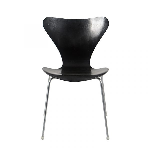 Arne Jacobsen Butterfly Chair