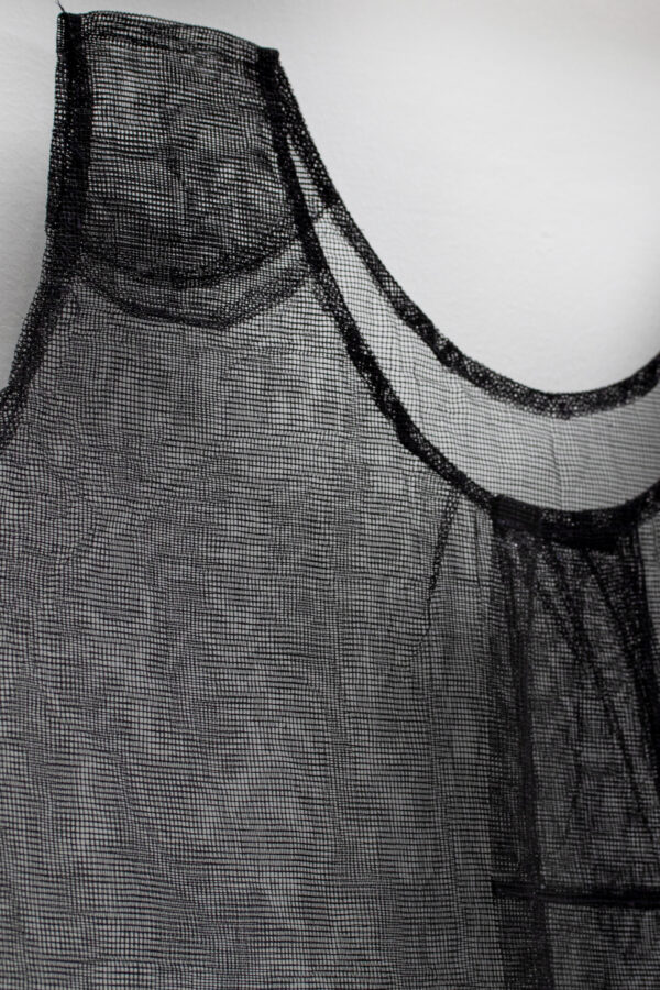 Kamisa Black Framed - Image 3